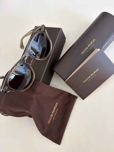 oliver peoples