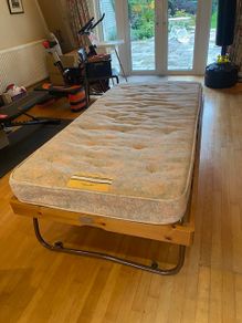Single Bed (Rollaway)