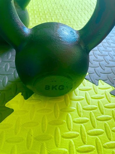 Cast iron kettlebells