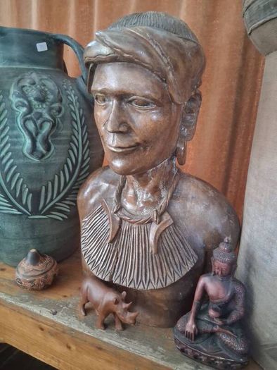 Very large Tribal Igorot carved Bust