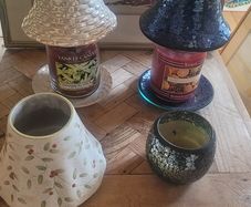Yankee Candle Cinnamon Stick or Mandarin Cranberry with Mosiac Topper and Plate and seperate Candle Holder Bundle