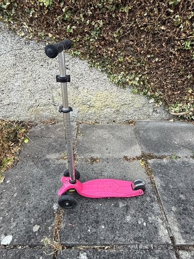 Micro scooter