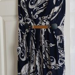 Smart casual sleeveless Dress