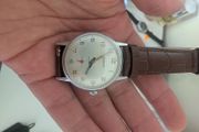 The image shows a vintage Alton men's wristwatch with mechanical hand winding.
