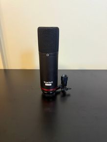 Focusrite Scarlett CM25 MkIII Microphone with pop filter