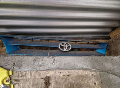 E10 corolla grill