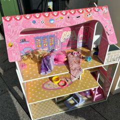 Dolls house free to go