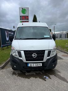 nissan nv400