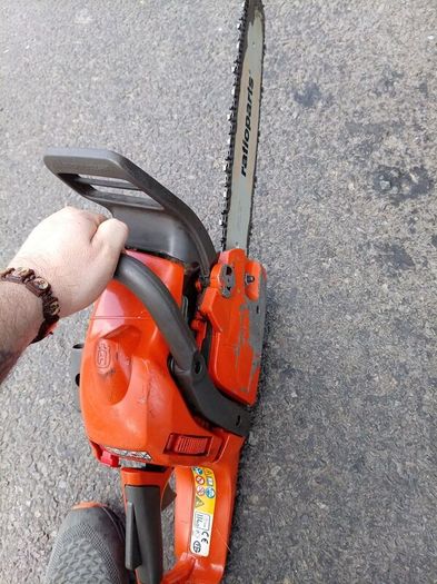 chainsaw