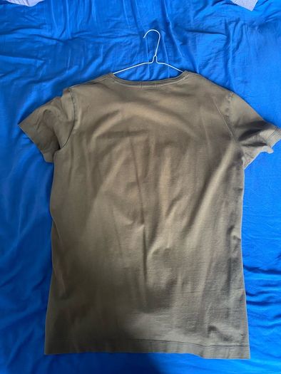 Calvin Klein t shirt