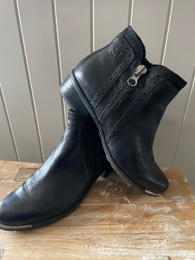 womens ankle boots Caprice black leather lined size 6