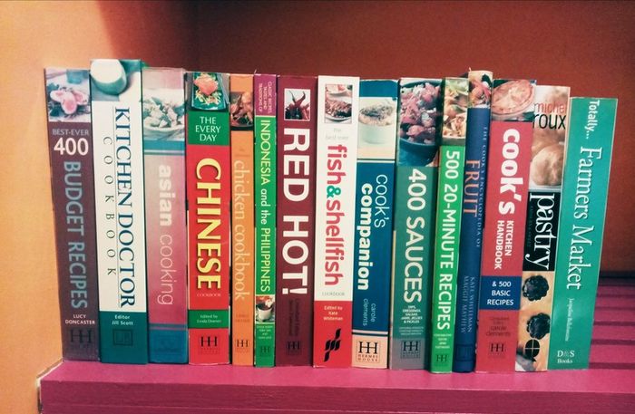 Set of 53 Cookery book, as new.