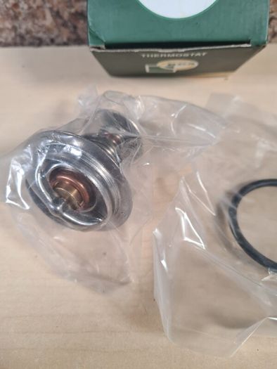 Bga Ct5575k Thermostat Coolant For Ford Ka Brand New  Car Engine Parts