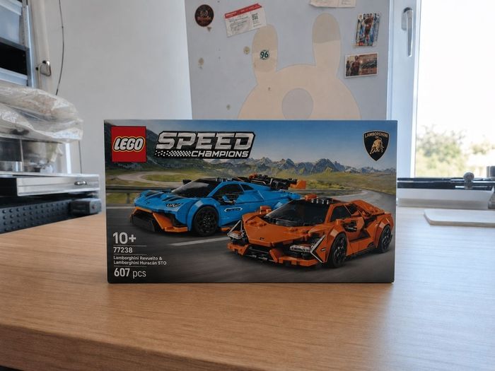Lego speed champions Lamborghini revuelto and huracan sto