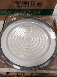 UFO LED LIGHT 200W (brand new in box)
