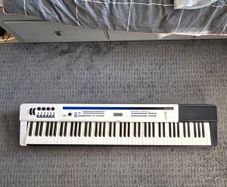 Casio PX-5S digital stage piano synth