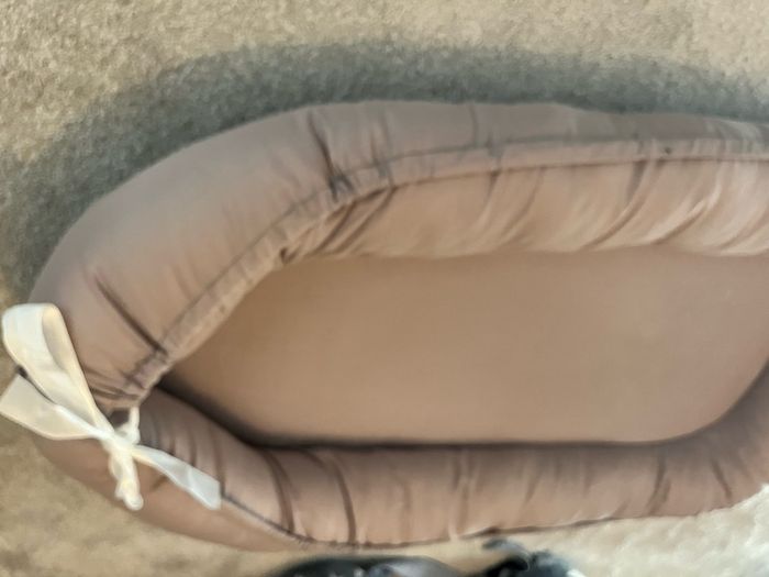 Daytime cot/ bed for newborn