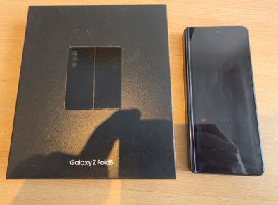 Samsung Galaxy Z Fold5