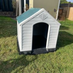 dog kennel