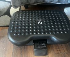 Foot rest, barely used