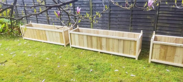 Rustic style planter