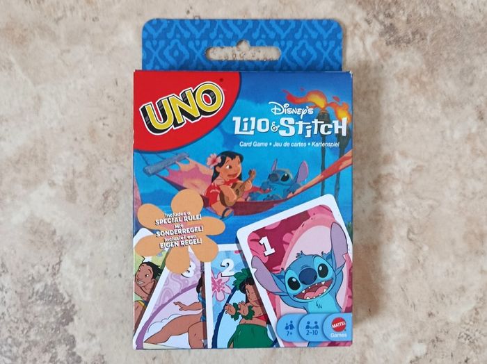 UNO Disney's Lilo and Stitch Card Game by Mattel - Ohana Rule Special Edition
