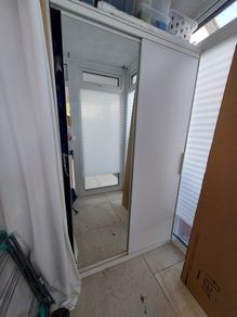 Sliding door wardrobe with mirror - FREE