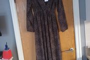Giulio Rosi Dress.   S. XL - 16.  B.N.W.T