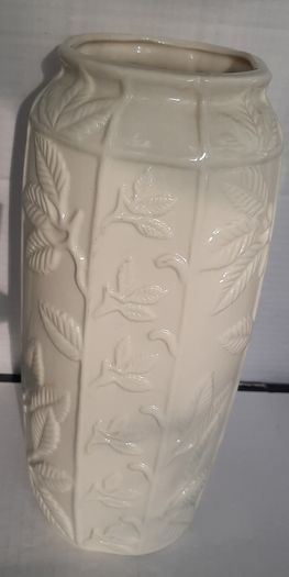 New cream vase with leaves design