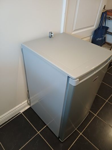 Undercounter freezer