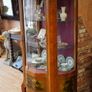 Elegant French Curved Glass Display Cabinet / Vitrine Image 3