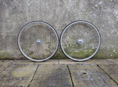 Single speed track wheels