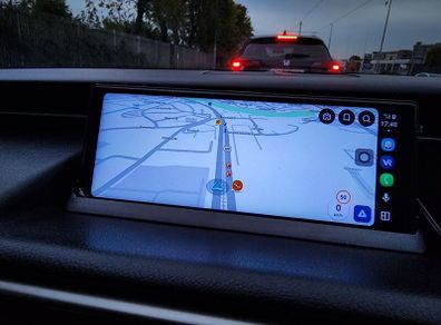 10 inch universal Carplay/Android Auto multimedia screen