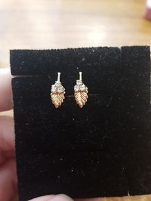 Small vintage earrings