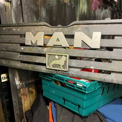 Man lorry grille