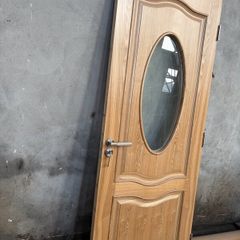 Veneer Oak Interior Doors with oval glass panel