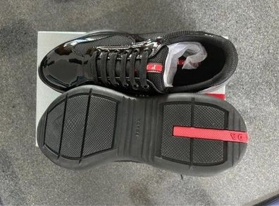 black Prada cups