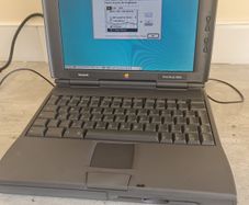 Vintage Apple PowerBook 1400c
