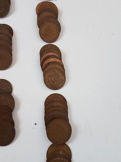 164 x Vintage Half Penny British Coins