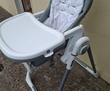 Miniuno Yumo Plus 2 High Chair - Excellent Condition