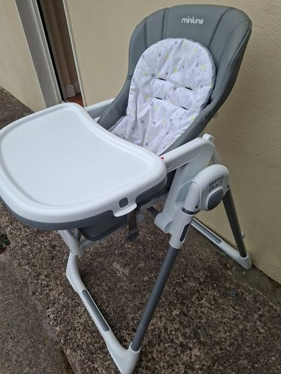 Miniuno Yumo Plus 2 High Chair - Excellent Condition