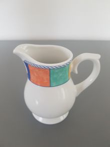 Creamer Milk Jug/14CL Churchill Super Vitrified