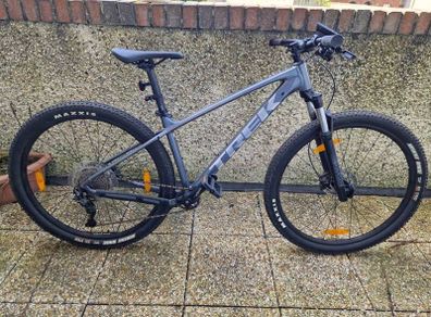 Marlin 7 - 29" Medium Galactic Grey