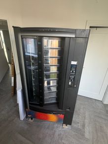 Revolving Carousel Vending Machine