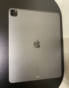 Apple iPad 12.9  5th gen 256GB WiFi Space Grey