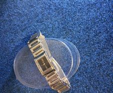tommy hillfiger watch