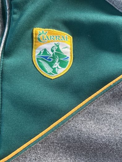 kerry top