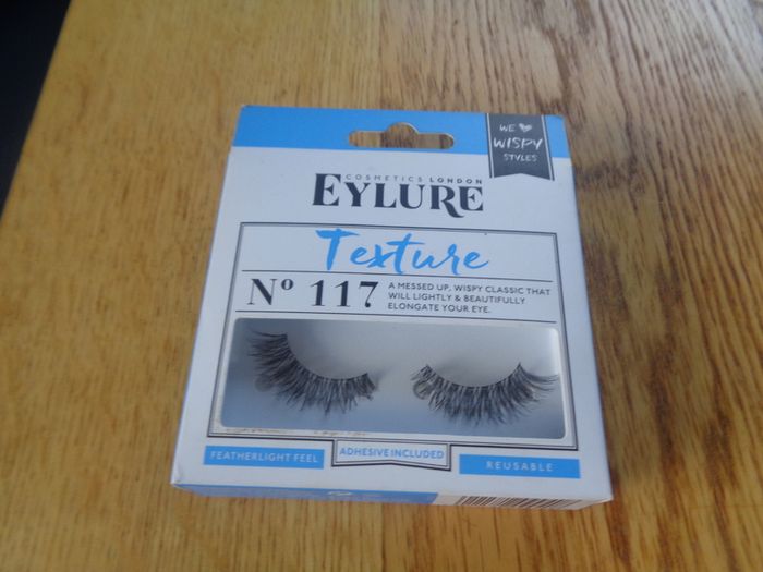 Eylure Fluttery Light False Eyelashes for Sale