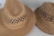 2 straw hats