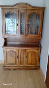 mahogany dresser